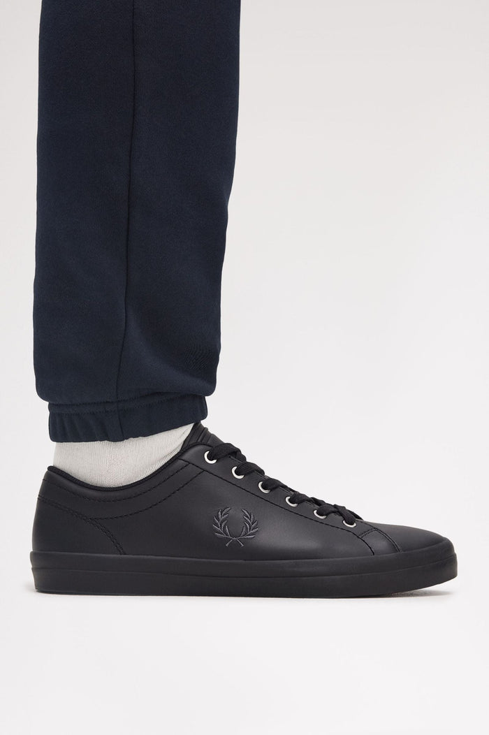 Fred Perry Baseline Leather B1306 Black