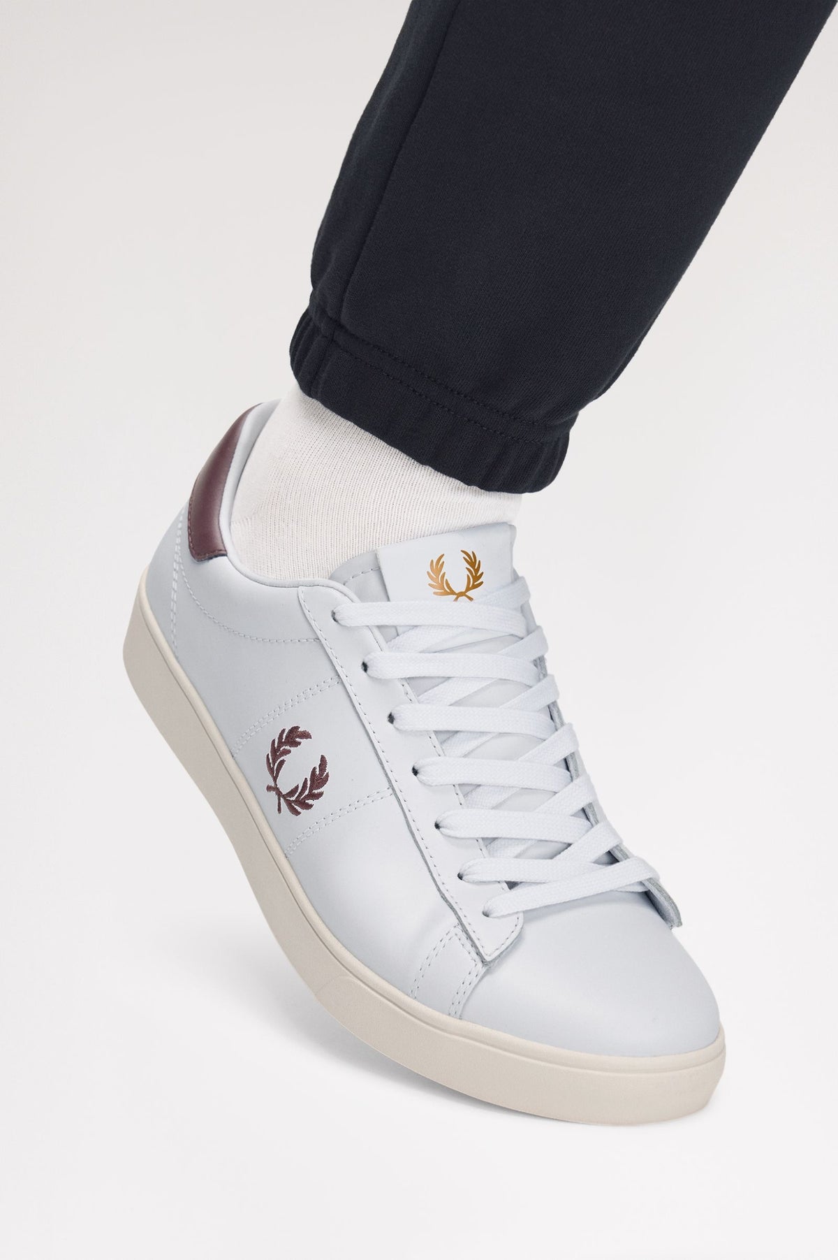 Fred Perry Spencer Leather B4334 490 White