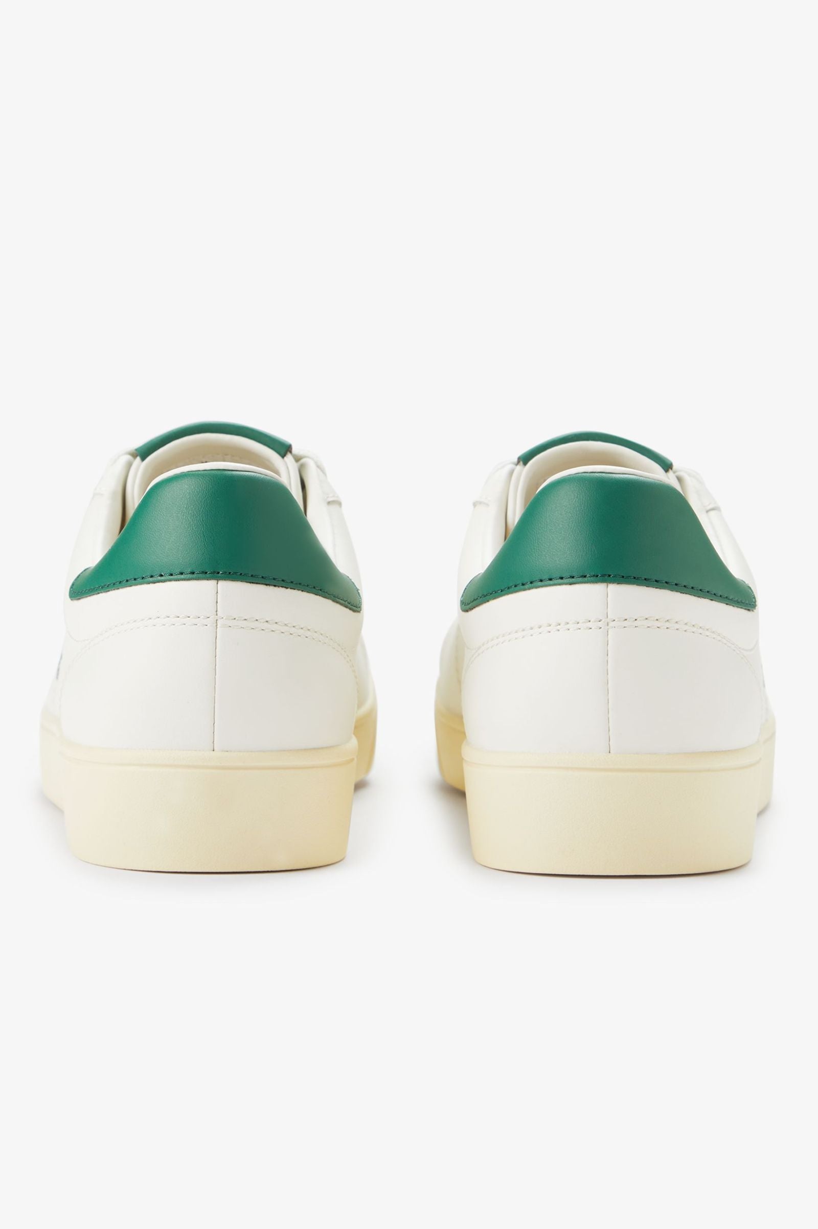 Fred Perry Spencer Leather B4334 Light Ecru