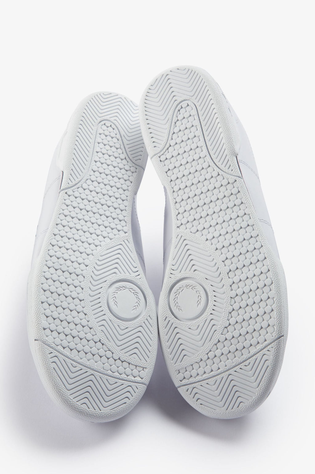 Fred Perry B722 Leather B6311 White / Navy