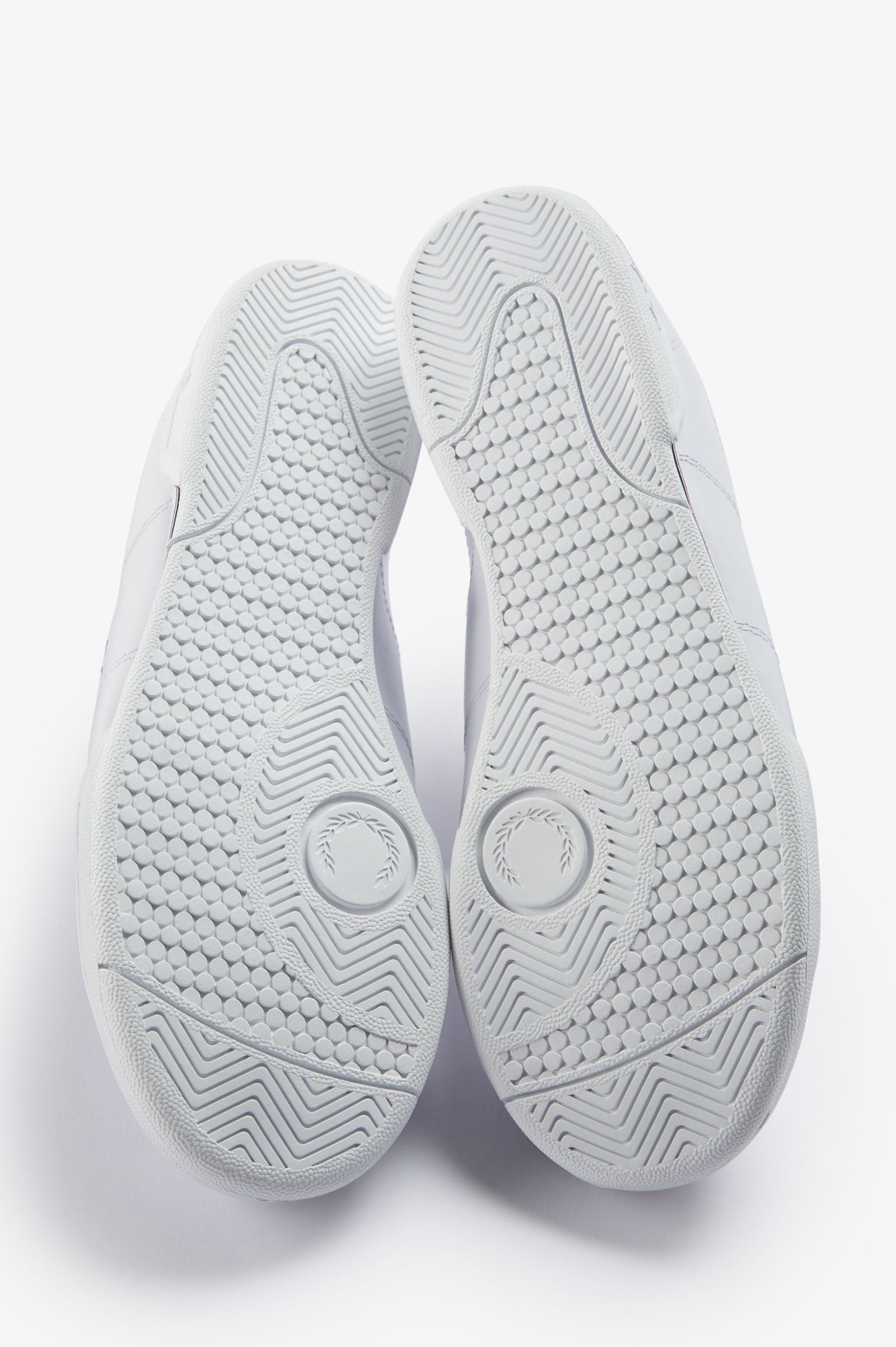 Fred Perry B722 Leather B6311 White / Navy
