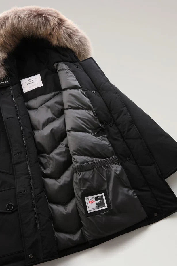 Woolrich Woman Arctic Parka in Ramar with Detachable Fur Trim Black