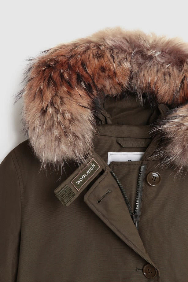 Woolrich Woman Arctic Parka in Ramar with Detachable Fur Trim Dark Green