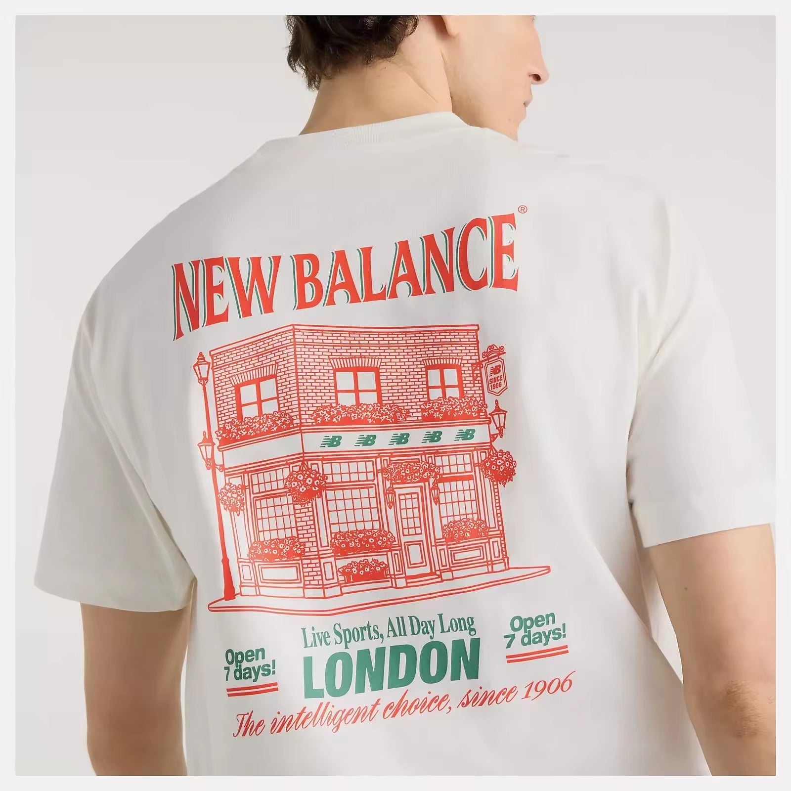 New Balance T-Shirt Grab a Bite London MT62B9LI White
