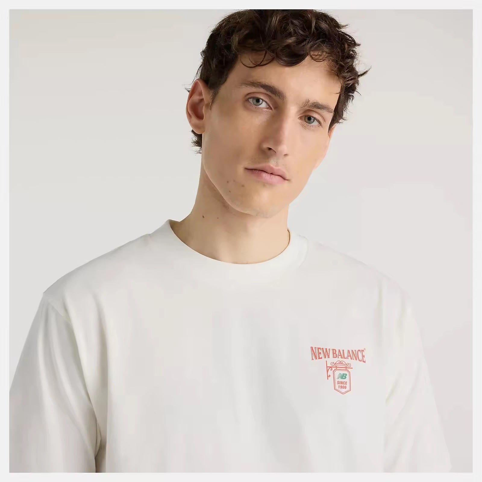 New Balance T-Shirt Grab a Bite London MT62B9LI White
