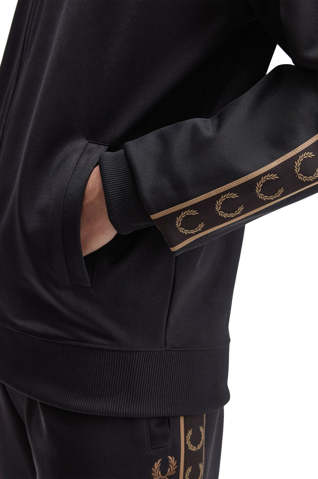Fred Perry Contrast Tape Track Black / Warm Stone