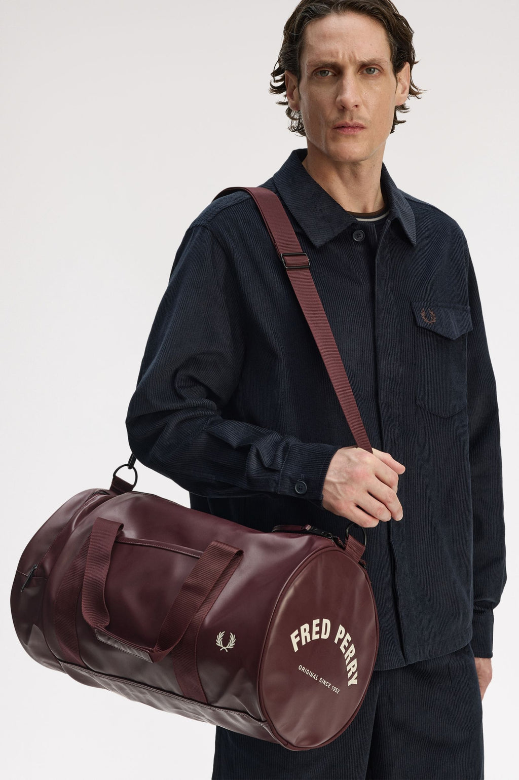 Fred Perry Tonal PU Barrel Bag Oxblood / Ecru / Ecru