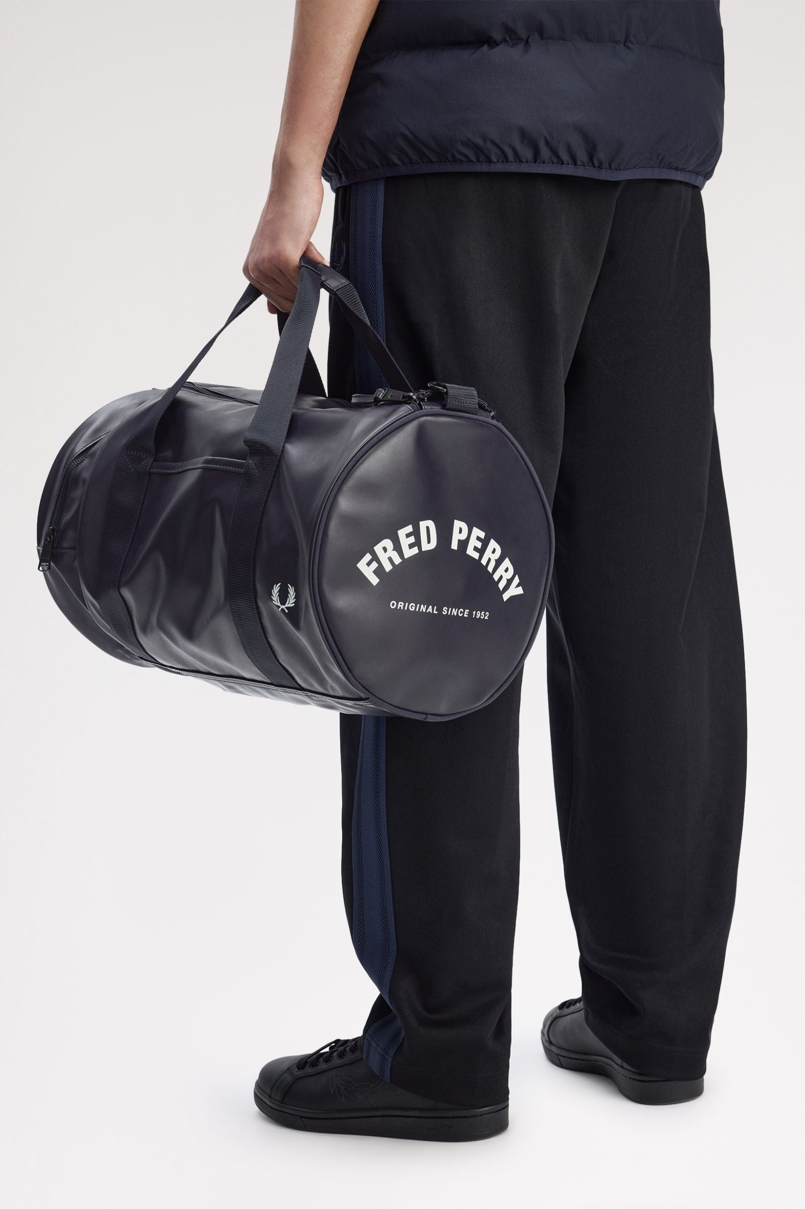 Fred Perry Tonal PU Barrel Bag Navy / White