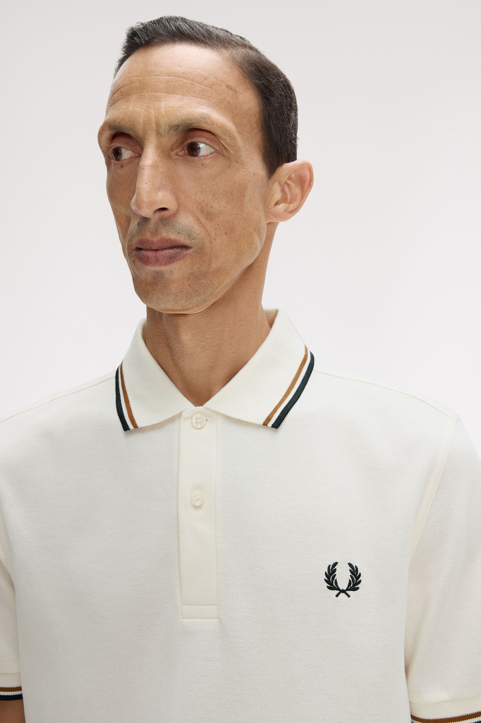 Fred Perry Slim Fit Twin Tipped Polo Ecru / Dark Caramel / Black